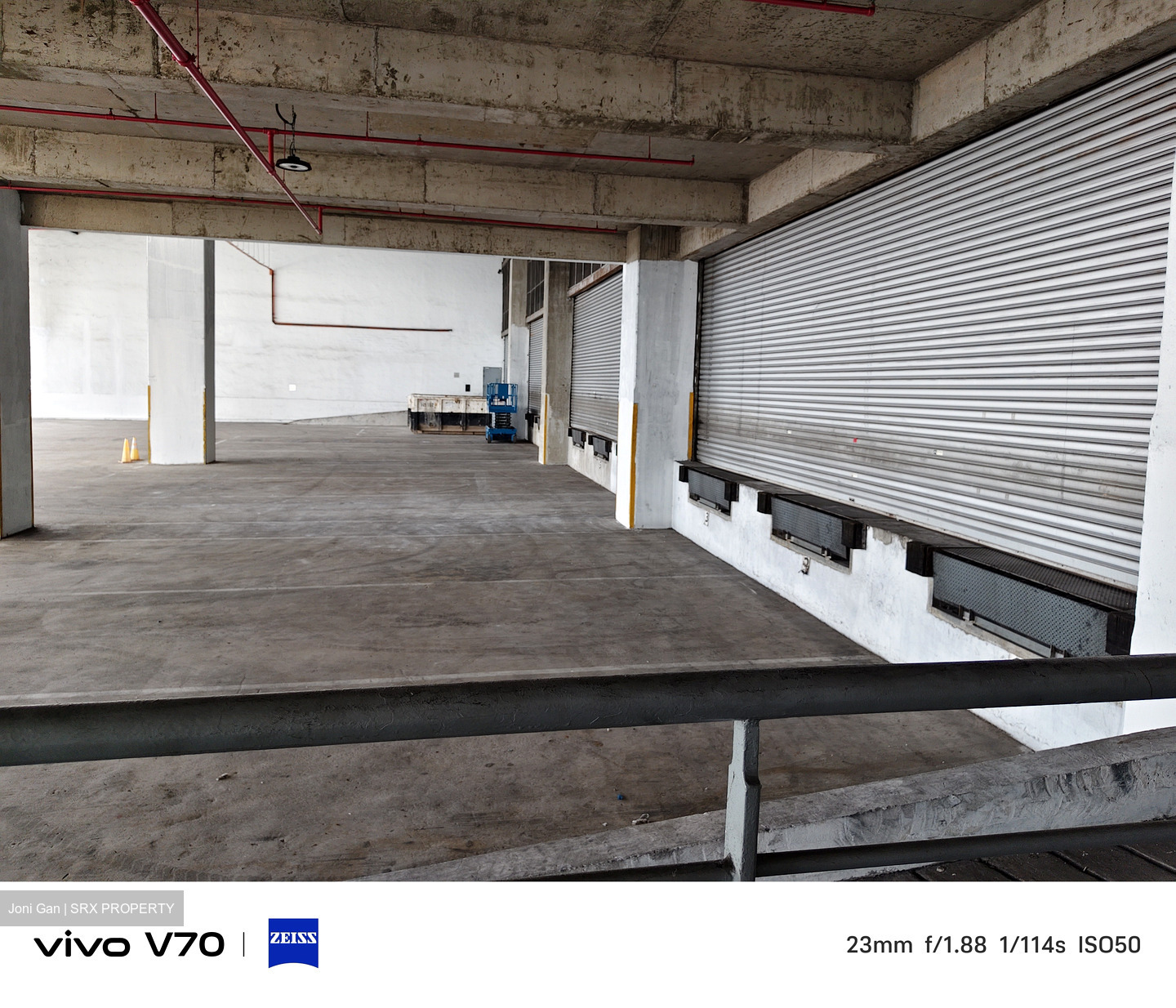 Changi Districentre (D16), Warehouse #566302851